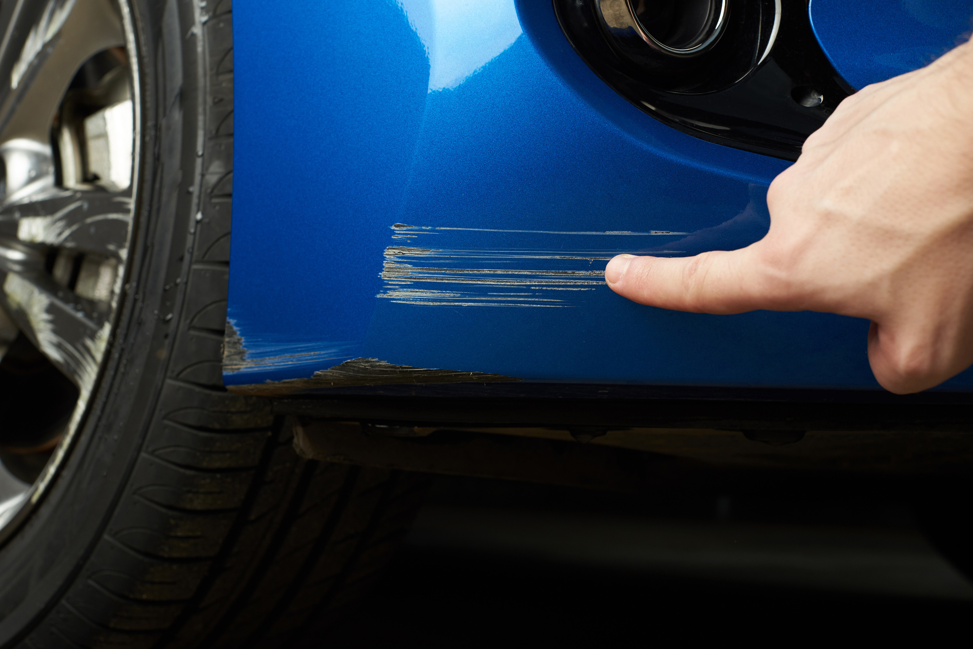 How to Fix Scratches on Your Car | TheUSAutoRepair.com