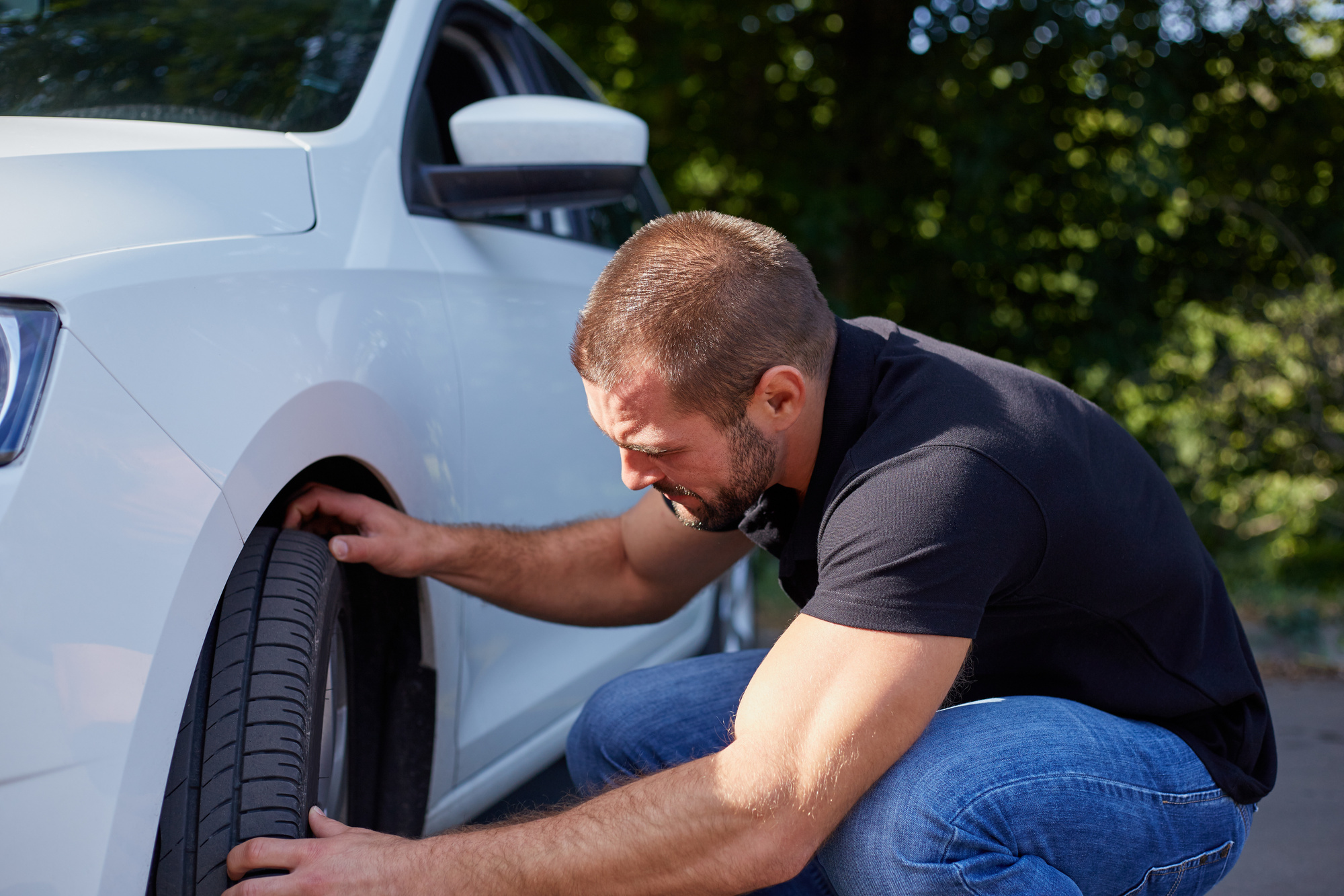 Fixes his car